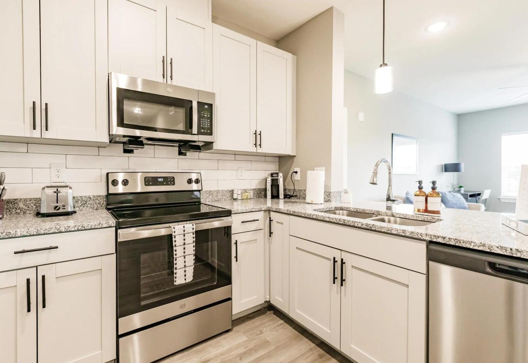 The Vantage Apartments By Barsala Cape Coral Exterior photo